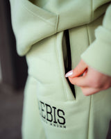 Lifestyle Damen Jogginghose mintgrün mit Stickerei by SAEBIS®