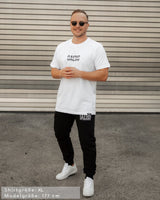 Это стиль жизни - Herren T-Shirt weiß by SAEBIS®