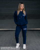 Lifestyle Damen Jogginghose navyblau mit Stickerei by SAEBIS®