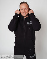 Lifestyle Herren Zip Hoodie schwarz mit Stickerei by SAEBIS®