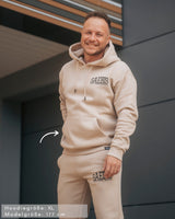 Lifestyle Herren Hoodie beige mit Stickerei by SAEBIS®