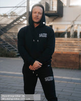 Lifestyle Herren Hoodie schwarz mit Stickerei by SAEBIS®