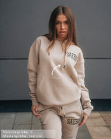 Lifestyle Damen Oversized Hoodie beige mit Stickerei by SAEBIS®