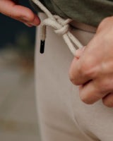 Lifestyle Damen Jogginghose beige mit Stickerei by SAEBIS®