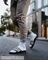 SAEBIS® Tapotchki Urlaubs-SET inkl. 2x Paar Sportsocken in weiß und schwarz