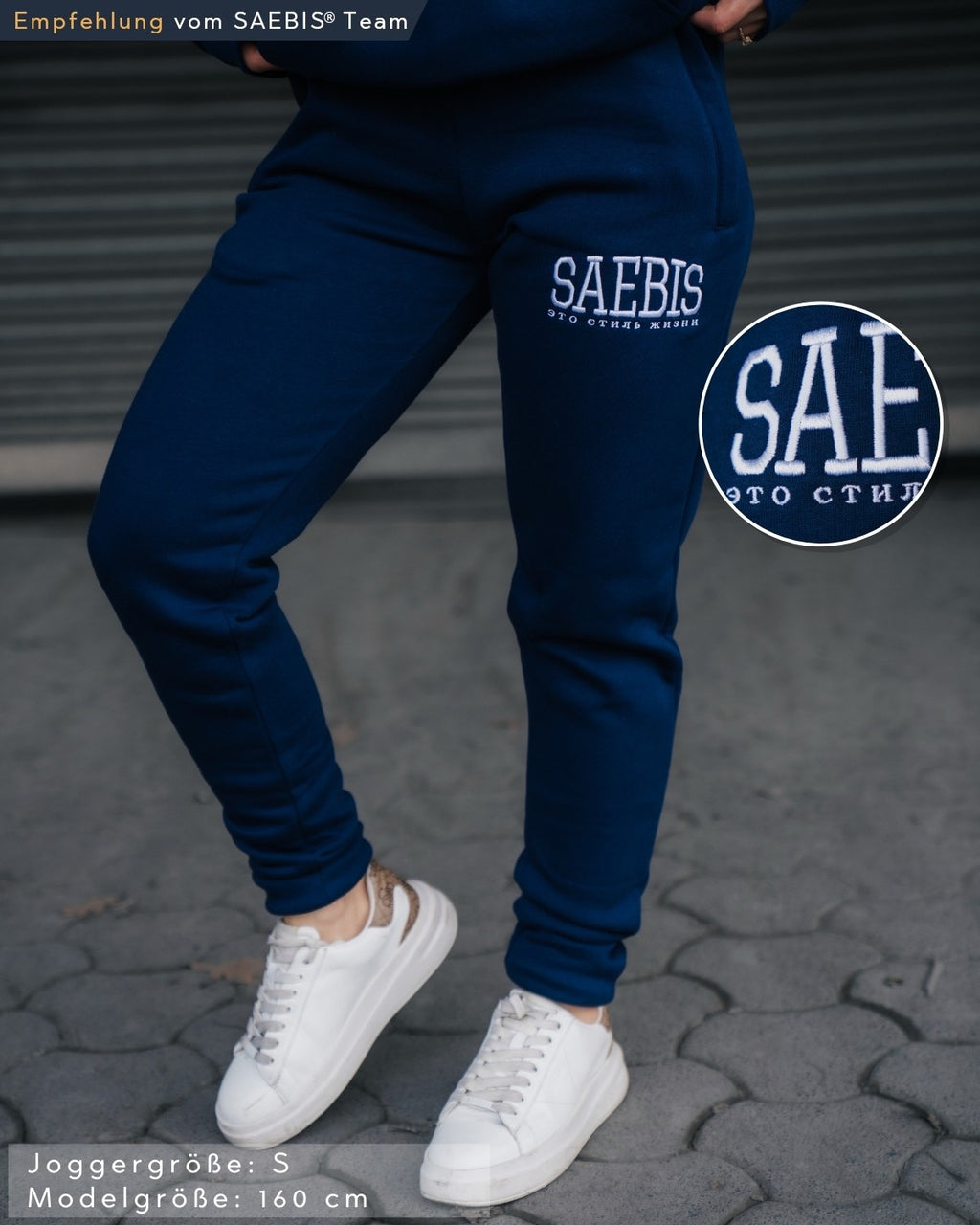 Lifestyle Damen Jogginghose navyblau mit Stickerei by SAEBIS®