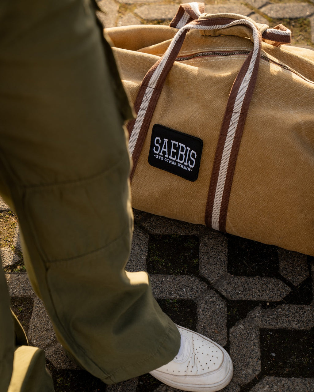 Lifestyle Reisetasche mit Schultergurt by SAEBIS®