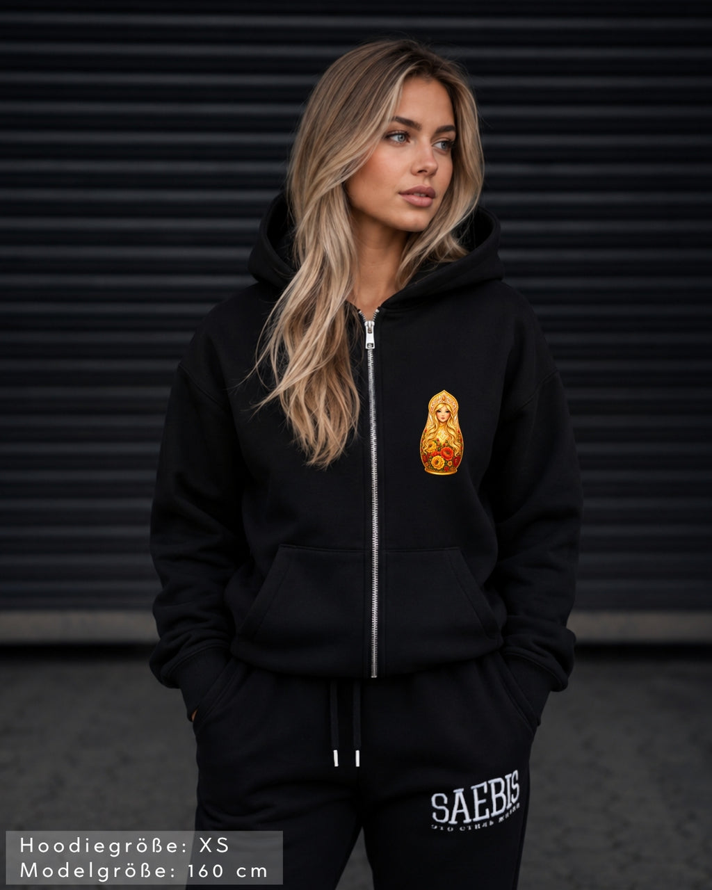 SLAVIC GIRL BLOND - Damen Extra-Oversized Zip Hoodie mit Reißverschluss schwarz by SAEBIS®