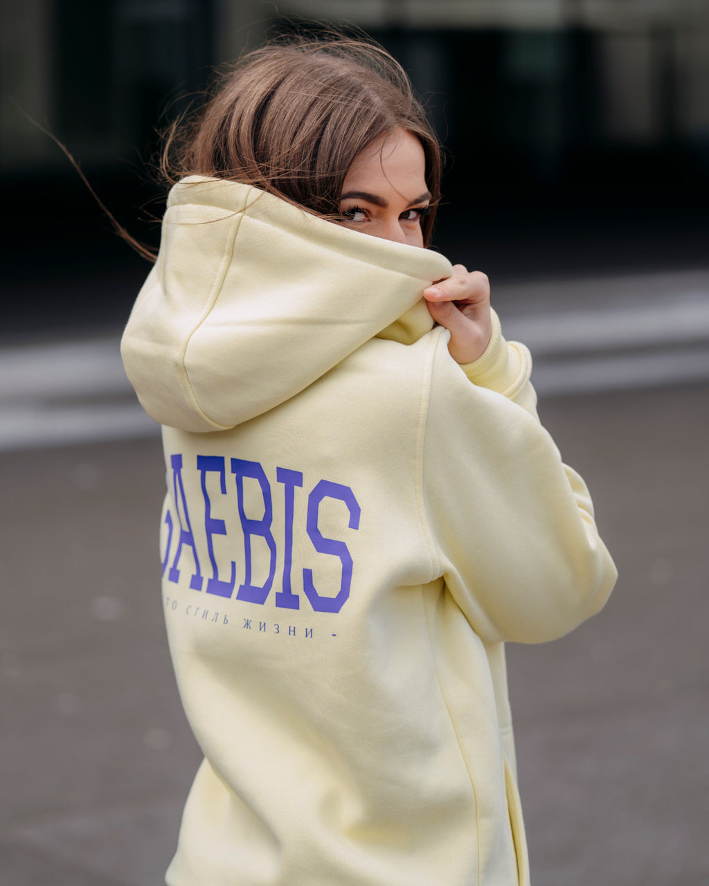 Lifestyle Damen Oversized Zip Hoodie mit Reißverschluss pastellgelb by SAEBIS®