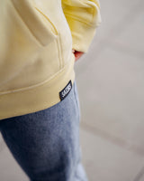 Lifestyle Damen Oversized Zip Hoodie mit Reißverschluss pastellgelb by SAEBIS®